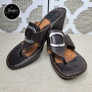 Born Women's Brown Leather Silver Buckle Detail Thong Wedge Sandals Size 7